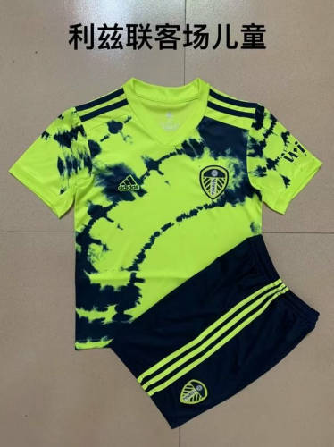 22/23 Leeds United Away Kids Soccer Jerseys