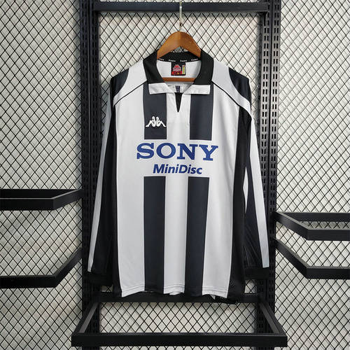 97-98 Juventus Home Long Sleeve