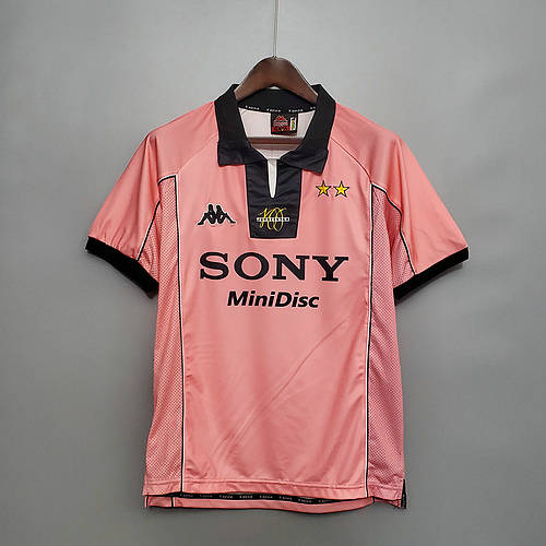 97-98 Juventus Away