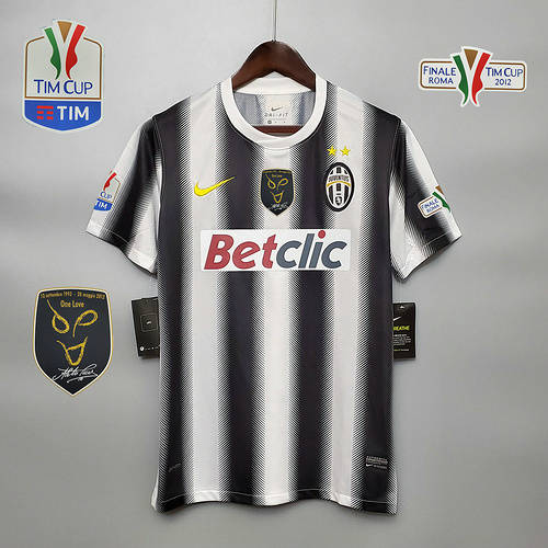 10-11 Juventus Home