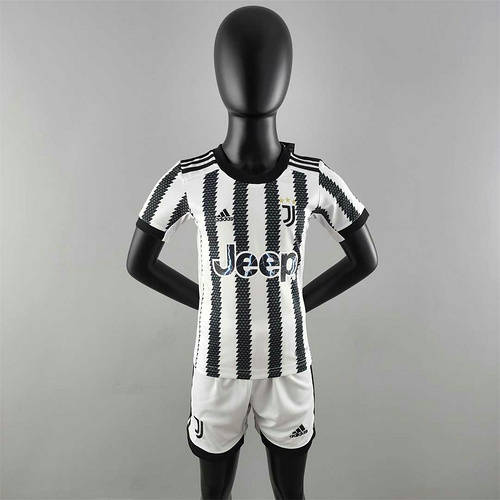 22-23 Juventus Home kids kit