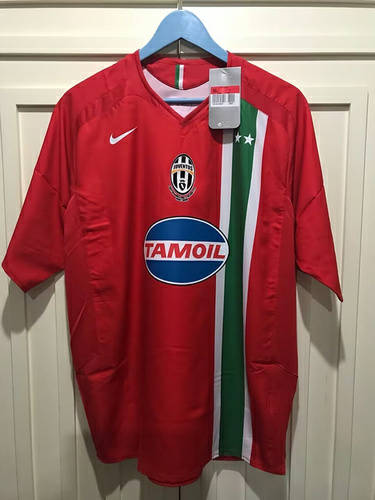 05-06 Juventus Away Red Retro Jersey