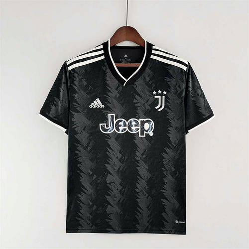 22-23 Juventus Away